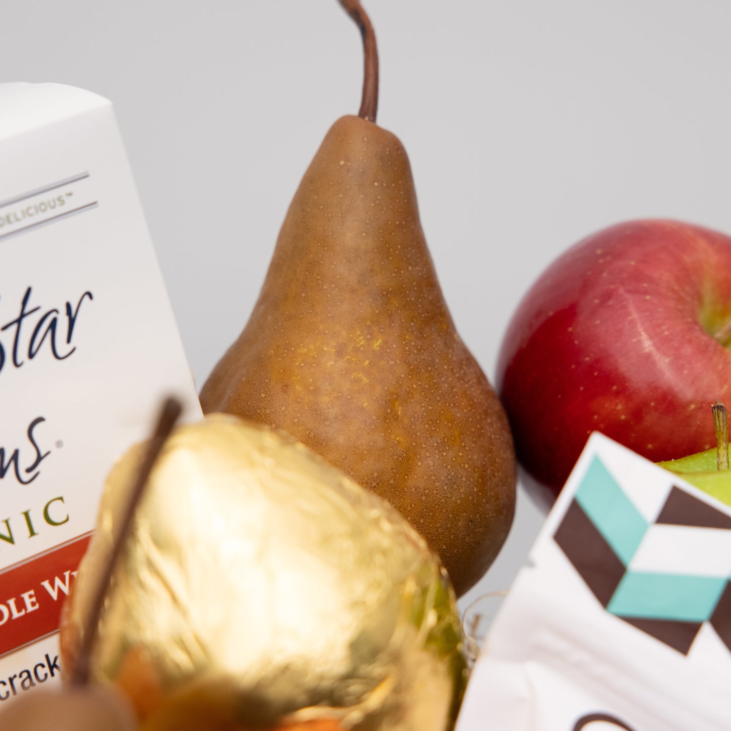 Organic Fruit Jubilee Basket