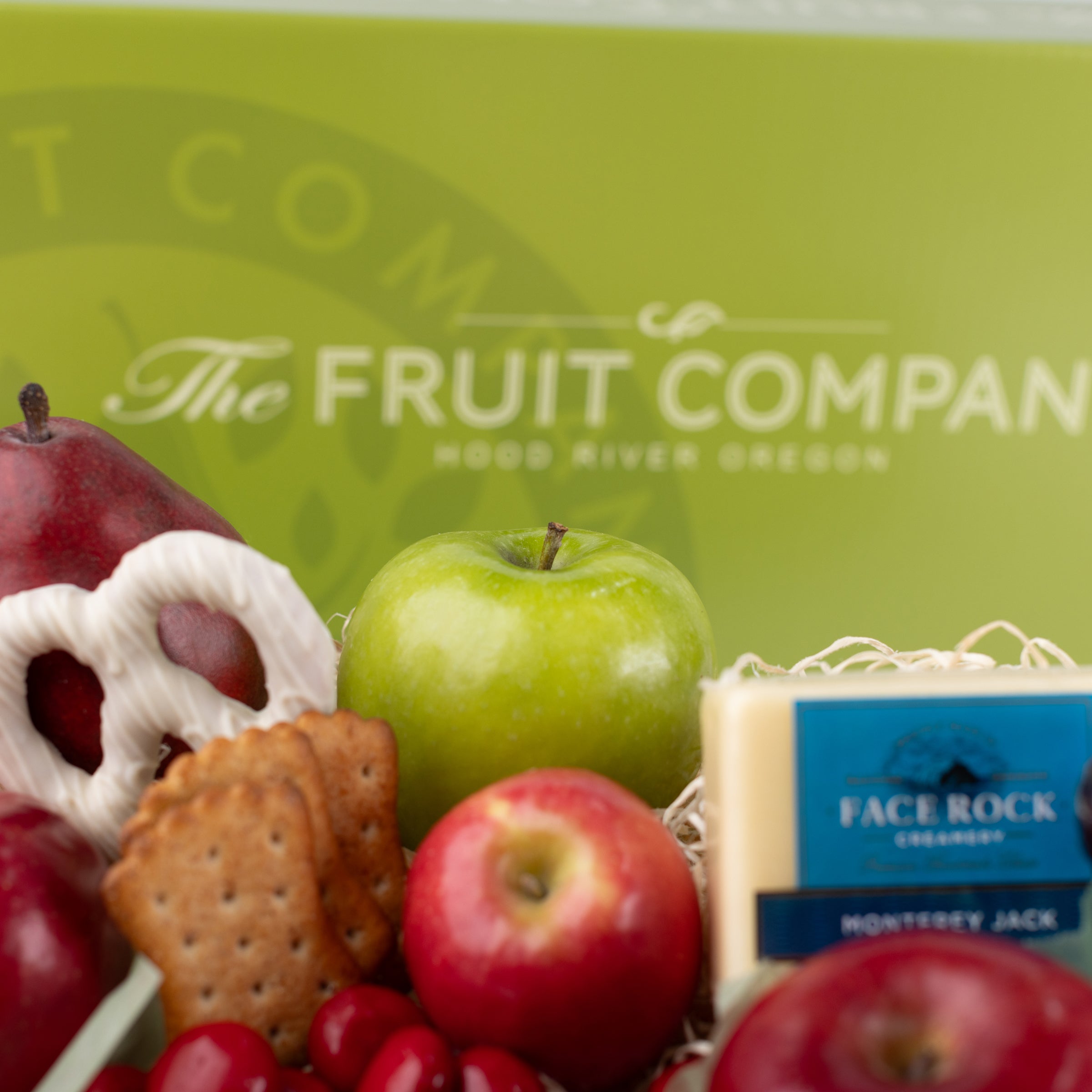 Classic Gourmet Gift Box – The Fruit Company®