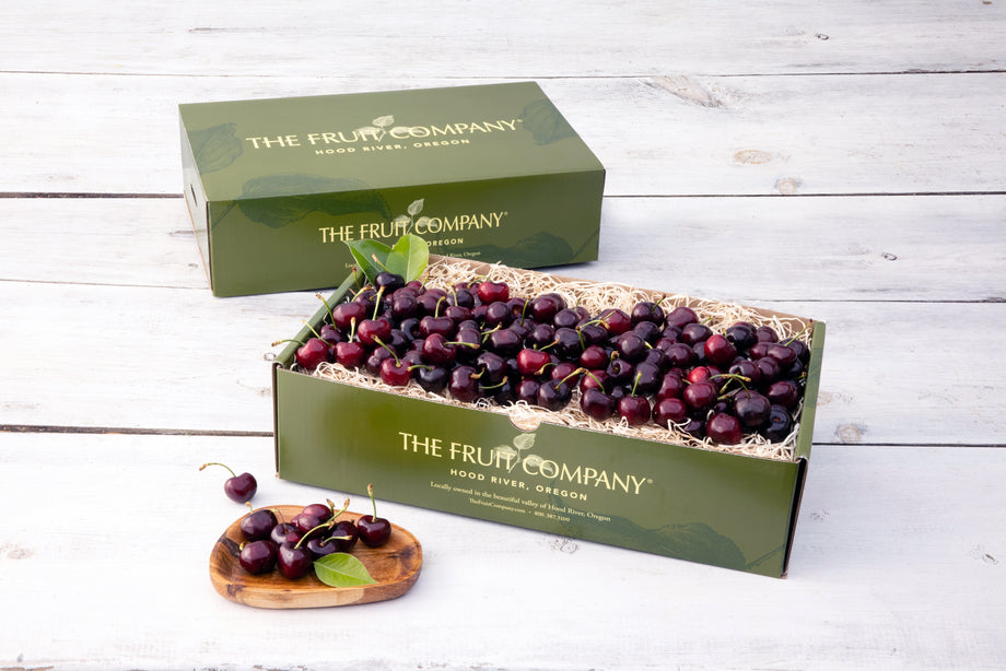 題名『Cherry』 Dark Sweet Cherries | The Fruit Company®